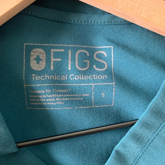 FIGS CATARINA TOP+ZAMORA JOGGERS - Picture 5 of 6